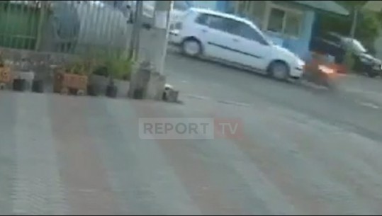 U përplas me makinën pak ditë më parë teksa po i jepte motorit, vdes në spital 18-vjeçari në Elbasan! Video nga momenti i aksidentit