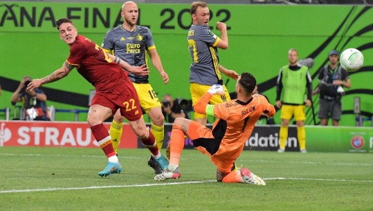 Finalja e Tiranës vishet me ngjyrat e italianëve, Roma bën historinë në 'Air Albania', rrëmben trofeun e parë të Conference League ndaj holandezëve të Feyenoord! Ka festë në kryeqytet