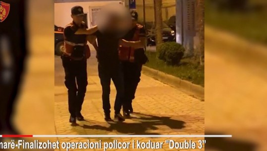 Vlorë/ Po transportonte 33 emigrantë të paligjshëm me furgon, në pranga 27-vjeçari, iu gjet dhe kokainë (EMRI)