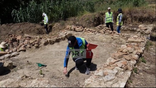 ‘Terma romake’, nisin gërmimet arkeologjike në Belsh! Arkeologu Meshini: Zbulime me vlerë për trashëgiminë kombëtare