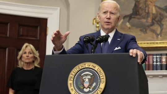 Biden i bën thirrje Kongresit të veprojë për kontrollin e armëve