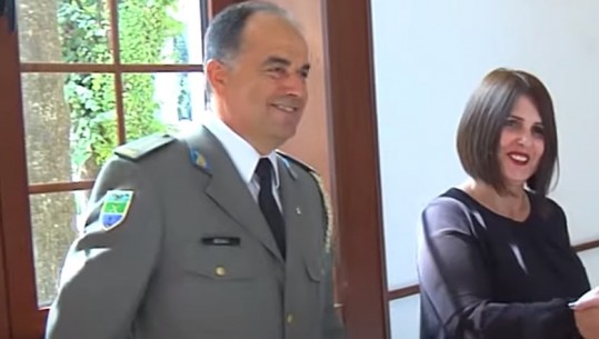 Shqipëria me Zonjë të Parë pas 5 vitesh, kush është Armanda, bashkëshortja e Presidentit të sapozgjedhur, Bajram Begajt
