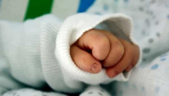 Vendimi i Gjykatës Kushtetuese, në Itali  fëmija i parë që merr 2 mbiemrat e prindërve është shqiptar