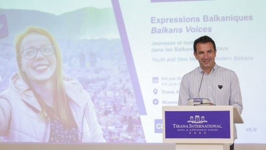 Media në Ballkanin Perëndimor, Veliaj me të rinjtë: Gazetaria e ka kontratën me të vërtetën! Sot kemi nevojë për media të besueshme, jo që vendosin gjoba dhe bëjnë lajme të rreme