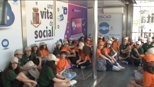 Java italiane në Durrës, zhvillohet leksioni i hapur për rreziqet e përdorimit të rrjeteve sociale! Cervellini: Ndihmojmë të rinjtë të denoncojnë abuzuesit
