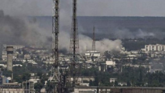 Shpërthime të forta në Severodonetsk, Guvernatori: Kemi nën kontroll uzinën Azot