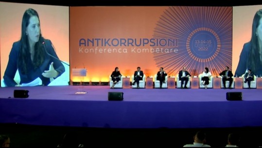 Mero Baze: Konferenca antikorrupsion, si një përpjekje për t'i nxjerrë frikën vetes 
