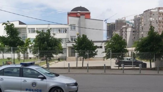 U dha alarm për bomba në katër shkolla në zonat me shumicë serbe në Kosovë, Policia e Kosovës konfirmon se raportimet ishin të rreme