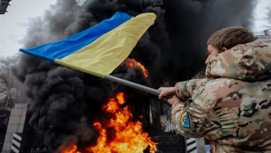 Kievi: Armët e reja amerikane do të bëjnë të mundur rikthimin e Krimesë