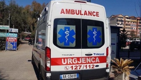 Ishte duke punuar me autokombanjën në Dimal, goditet nga korrenti 22-vjeçari, në gjendje të rëndë në spital
