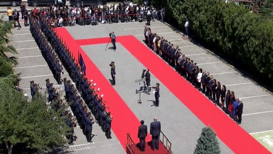 Mbledhja e përbashkët e Qeverive Shqipëri-Kosovë në Prishtinë, nis ceremonia