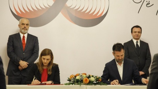 Nënshkruhet Marrëveshja për Bashkëpunim në Fushën e Rinisë mes Shqipërisë dhe Kosovës, Muzhaqi: Më të përbashkuar nëse bëjmë bashkë të rinjtë tanë
