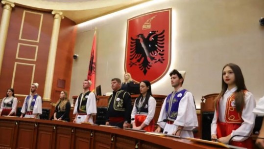 Mediat greke: Shqipëria na sfidon për Çamërinë