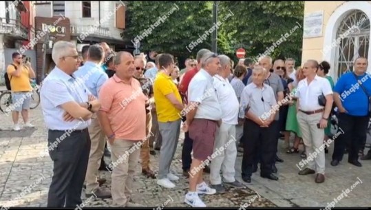 Protestë kundër hartës së re gjyqësore në Shkodër: Gjykatat të mos hiqen, kosto shtesë për qytetarët