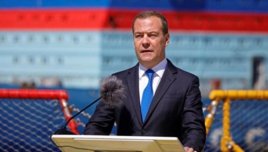 Medvedev: Rusia nuk do të largohet nga Këshilli i Sigurimit i OKB-së