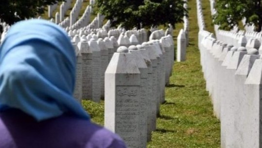 27 vjet nga masakra e Srebrenicës, Kurti: Serbia mohon me paturpësi gjenocidin
