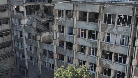 Lufta në Ukrainë/ Zelensky: Ne do të rimarrim territoret e pushtuara! Kievi: Kriza politike në Perëndim të mos ndalë dërgimin e armëve