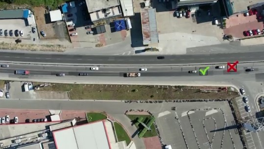 Kundër rregullave të parakalimit, ‘Droni edukues’ kap në shkelje shoferët në Tiranë (VIDEO)