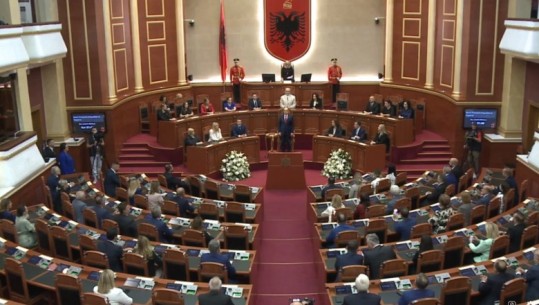 Bajram Begaj betohet si presidenti i ri i Shqipërisë
