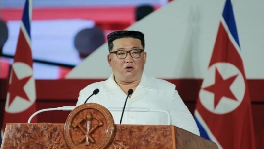  ‘Zgjohet’ Kim Jong Un dhe kërcënon SHBA: Forcat tona janë të armatosura plotësisht, gati të mobilizojmë bombat bërthamore