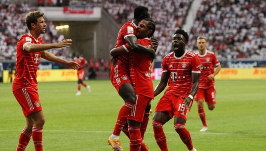Futbolli në Europë/ Bayern Mynih “masakron” Frankfurtin, Arsenali fiton derbin
