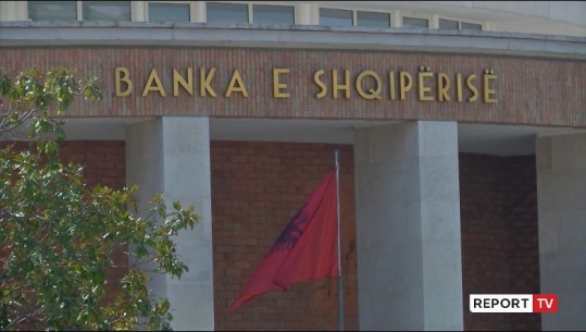 Kriza po dëmton bizneset, Banka e Shqipërisë: Besimi në ekonomi ra 2.5%, kanë probleme me punësimin, kontratat e çmimet