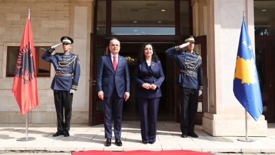 Begaj në Prishtinë: Bashkë në çdo hap, 2 shtete një komb, të bashkuar në BE dhe NATO! Osmani: Traktat për të mbrojtur njëri-tjetrin nëse na rrezikohet siguria