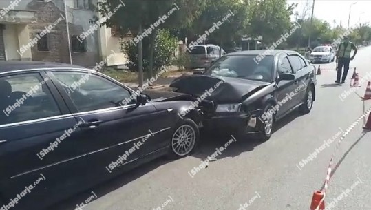 Aksidentohen makinat në Korçë, 2 të lënduar dërgohen në spital (VIDEO)
