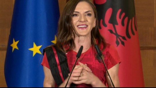 Astrit Patozi: Shqipëria është në mes