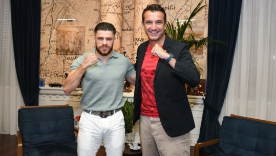 Veliaj pret boksierin Florian Marku para sfidës së madhe të 25 gushtit në 'Air Albania': Model i punës dhe i sakrificës për të arritur suksesin