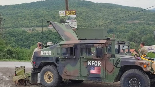 Shmangia e tensioneve, KFOR shton masat për ruajtjen e qetësisë dhe sigurisë në veri të Kosovës