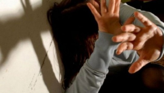 Ngjarje e rëndë në Kosovë, e mitura 11-vjeçare abuzohet seksualisht për disa orë, arrestohen dy prej personave të dyshuar