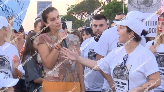 Debati gjatë protestës në Tiranë/ Fifi acarohet: E kam organizuar unë! Aktivistja: Nuk po ndaj pronat