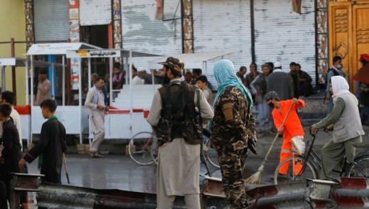 18 të vdekur nga shpërthimi i xhamisë në Afganistan, ndër ta edhe imami pro-taleban! Dyshohet sulm i IS-it 