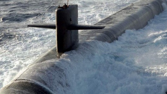Lojë ‘macja me miun’ me forcat e NATO-s në Mesdhe, një nëndetëse bërthamore ruse gjendet në ujërat italiane të Siçilisë