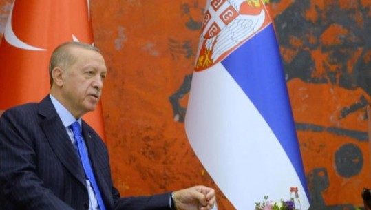 Erdogan viziton Beogradin: Turqia është gati të ndërmjetësojë dialogun Kosovë-Serbi! Shpresojmë të arrihet sa më shpejt një marrëveshje dhe për targat 