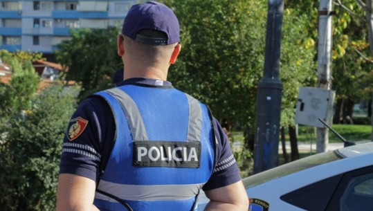 Tentoi të kalonte drejt Malit të Zi dhe më pas në BE 10 emigrantë të paligjshëm, arrestohet 39-vjeçari në Shkodër