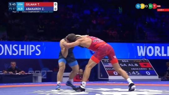 VIDEO nga momenti final kur rusi i natyralizuar në shqiptar mposht kampionin në fuqi dhe merr medaljen e artë në kampionatit botëror të mundjes