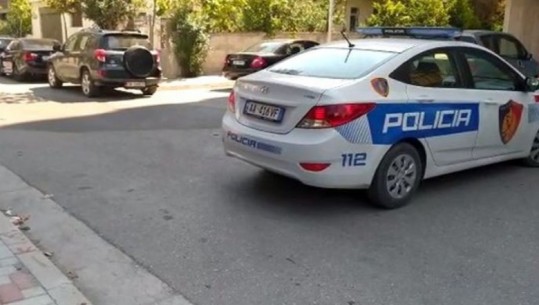 Iu gjet një dorezë metalike në mjet, arrestohet 22-vjeçari në Gjirokastër