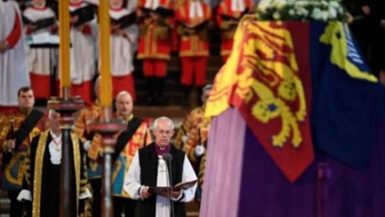 'Lutje për shpirtin e një Mbretëreshe’, mbahet në Katedralen Westminster ceremonia fetare 