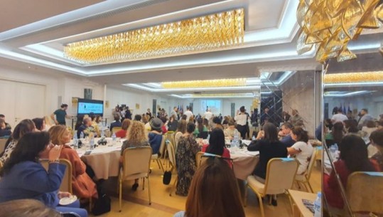 Mbahet Samiti i Tretë i Grave të Biznesit të Diasporës, sipërmarrëse nga fusha të ndryshme mblidhen në Tiranë