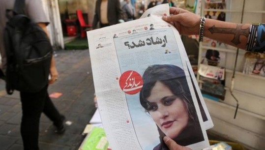 8 të vrarë gjatë protestave në Iran mes tyre edhe një adoleshent! Teherani akuzon babanë e 22-vjeçares: Gënjen, nuk e vramë