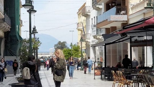 Greqia publikon raportin për emigrantët e ligjshëm në vend: 61% e tyre janë shqiptarë! Më i ulët në krahasuar me një vit më parë