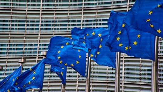Lajme të mira për Kosovën/ BE konfirmon: Liberalizimi i vizave në rend dite më 13 tetor