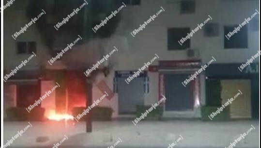 Digjet me lëndë djegëse farmacia në Vlorë! Kamerat e sigurisë filmuan autorin që i vuri flakën