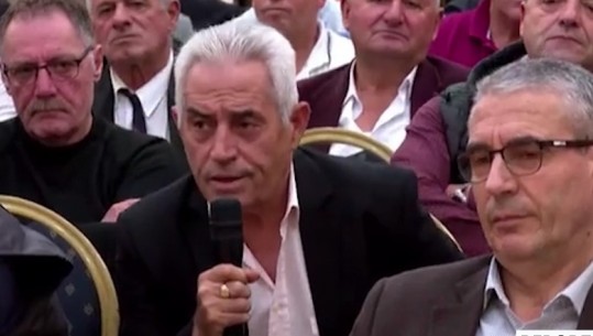 Gafa e ekonomistit në takimin e Sali Berishës, harron që bashkinë e drejtonte Basha: Në vitin 2014 erdhi urdhri për largimin nga puna