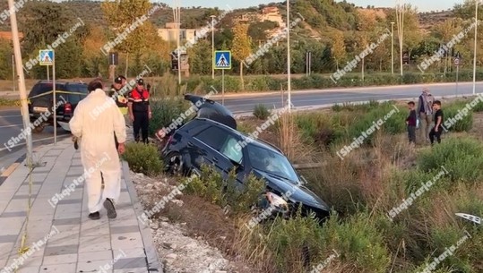 Aksident në Vlorë, drejtuesi humb kontrollin e mjetit dhe del nga rruga dhe përfundon në kanal! Plagoset shoferi
