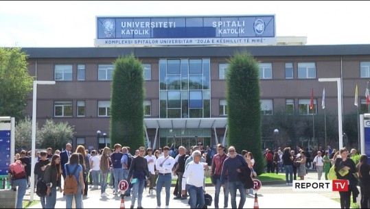 Mbi 1 mijë studentë italianë te 'Zoja e Këshillit të Mirë': Kemi dëgjuar fjalë të mira për universitetin