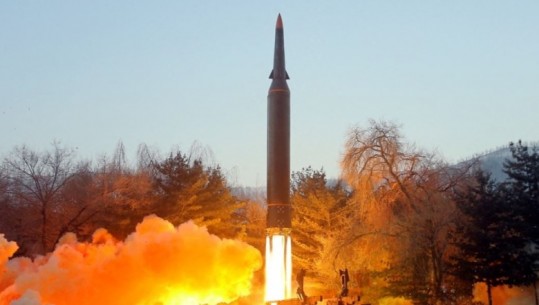 Koreja Veriore teston edhe dy raketa balistike