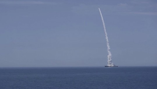 Rusia publikon imazhin e lëshimit të një rakete